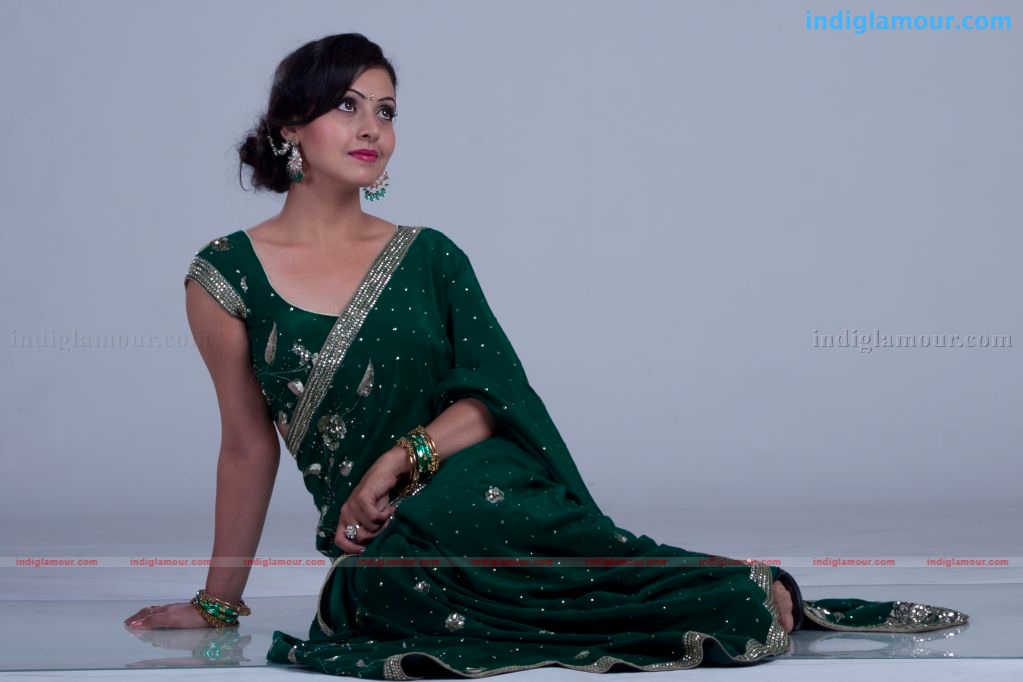 Neelam Gouhrani Actress hd photo