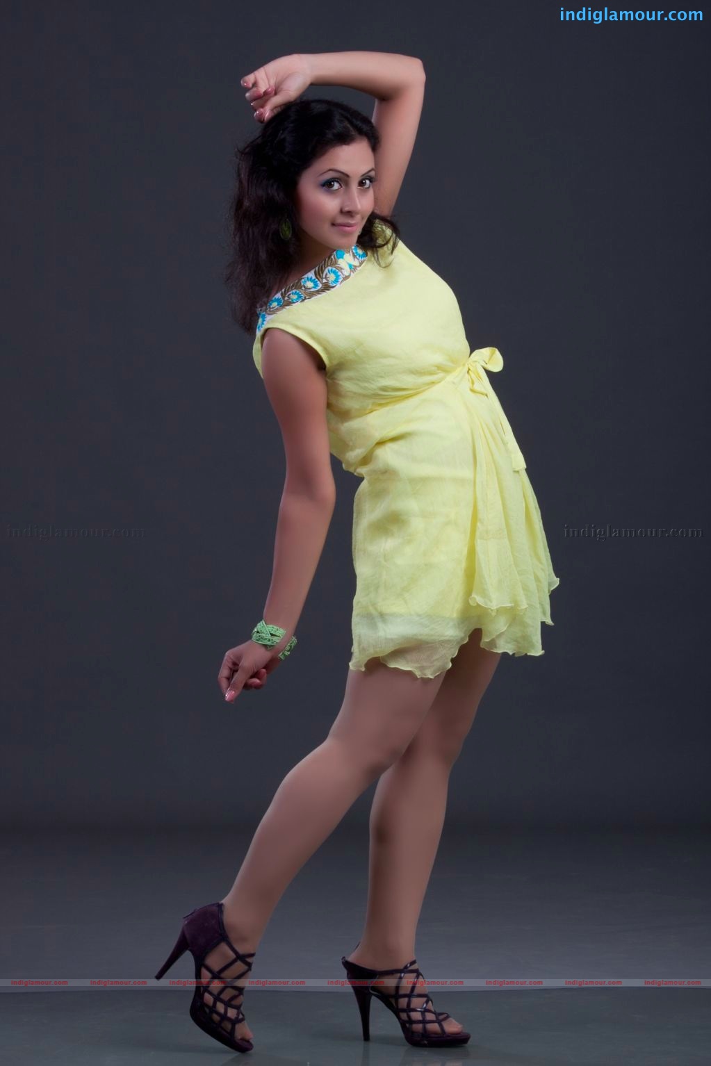 Neelam Gouhrani Actress hd photo
