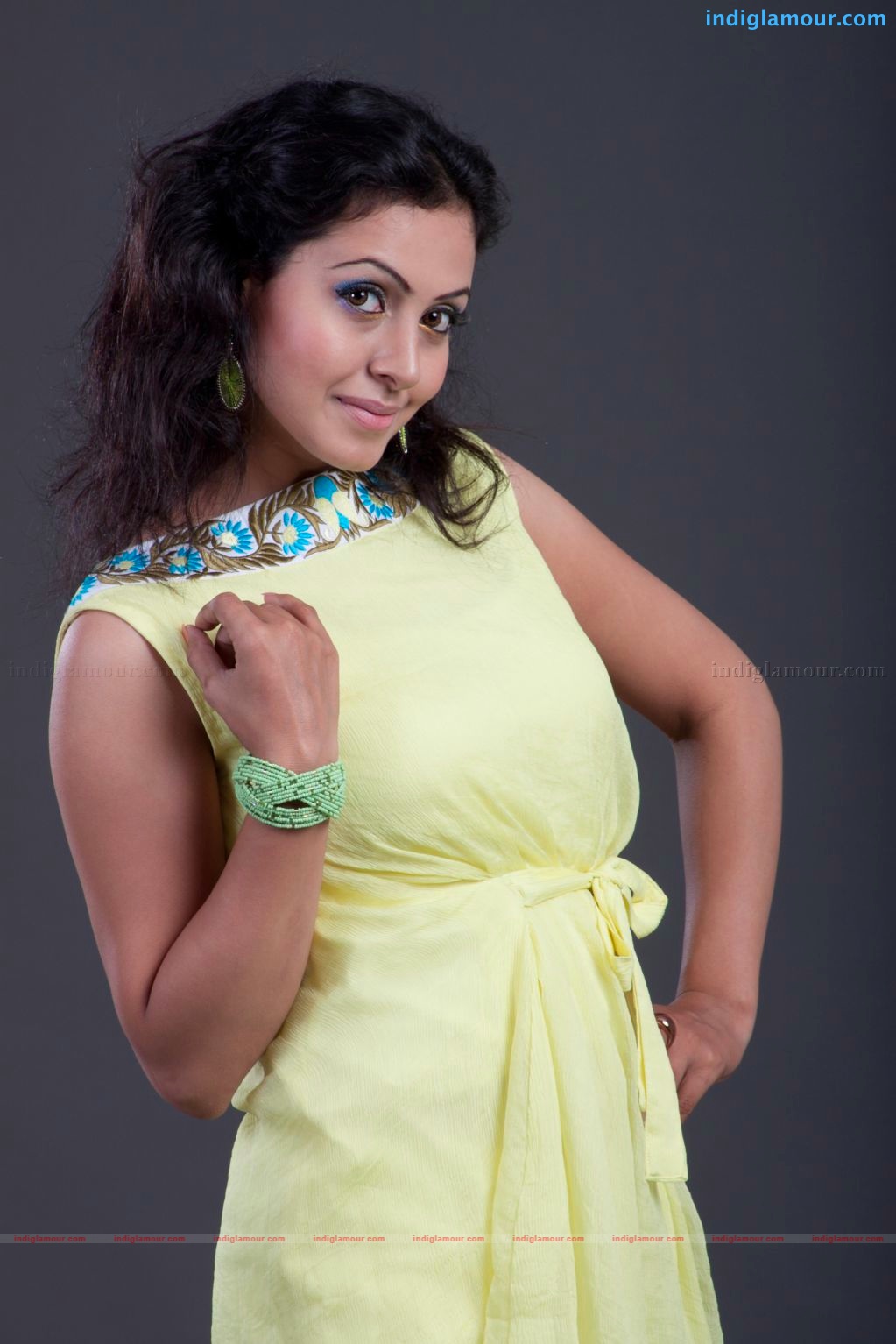 Neelam Gouhrani Actress hd photo