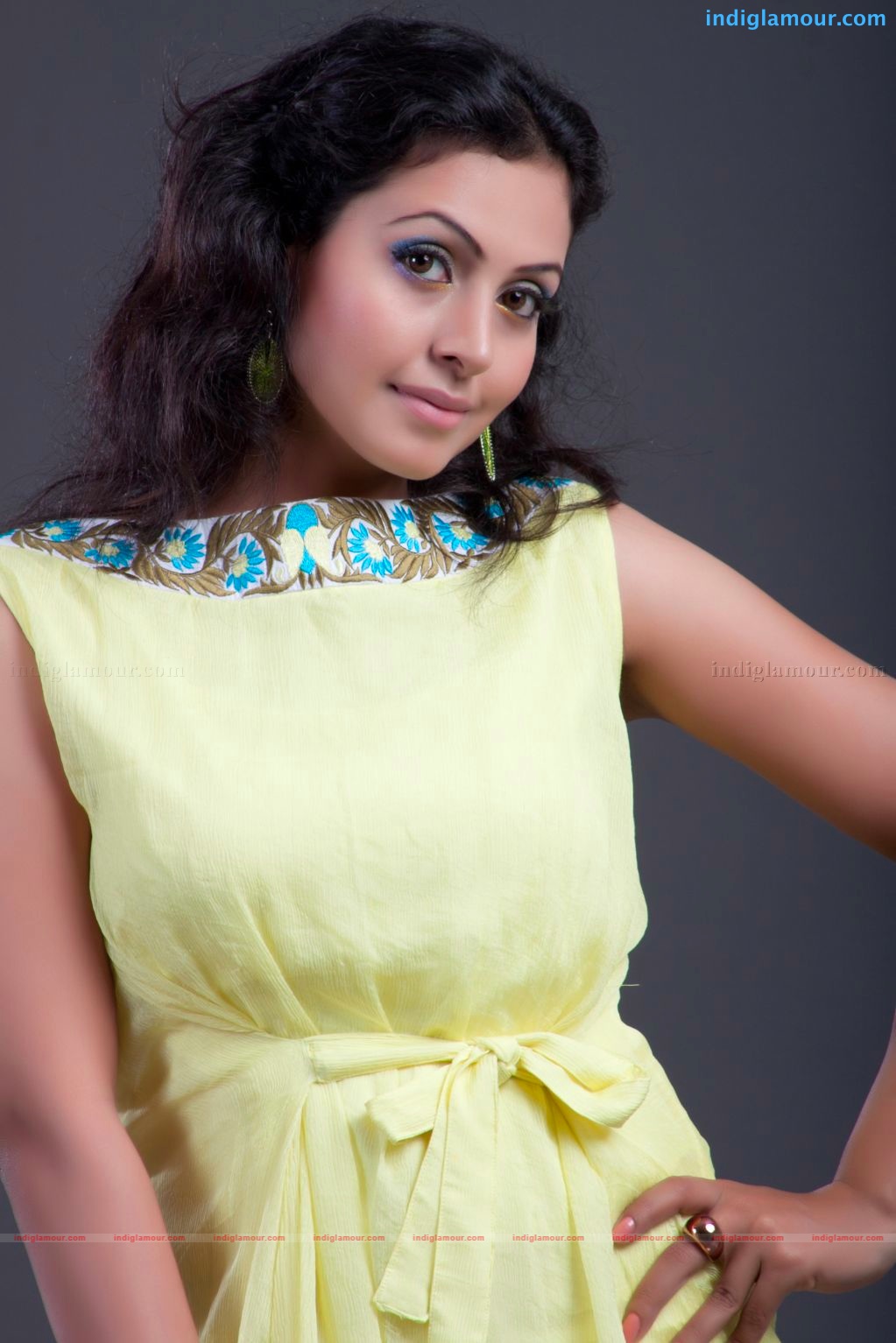 Neelam Gouhrani Actress hd photo