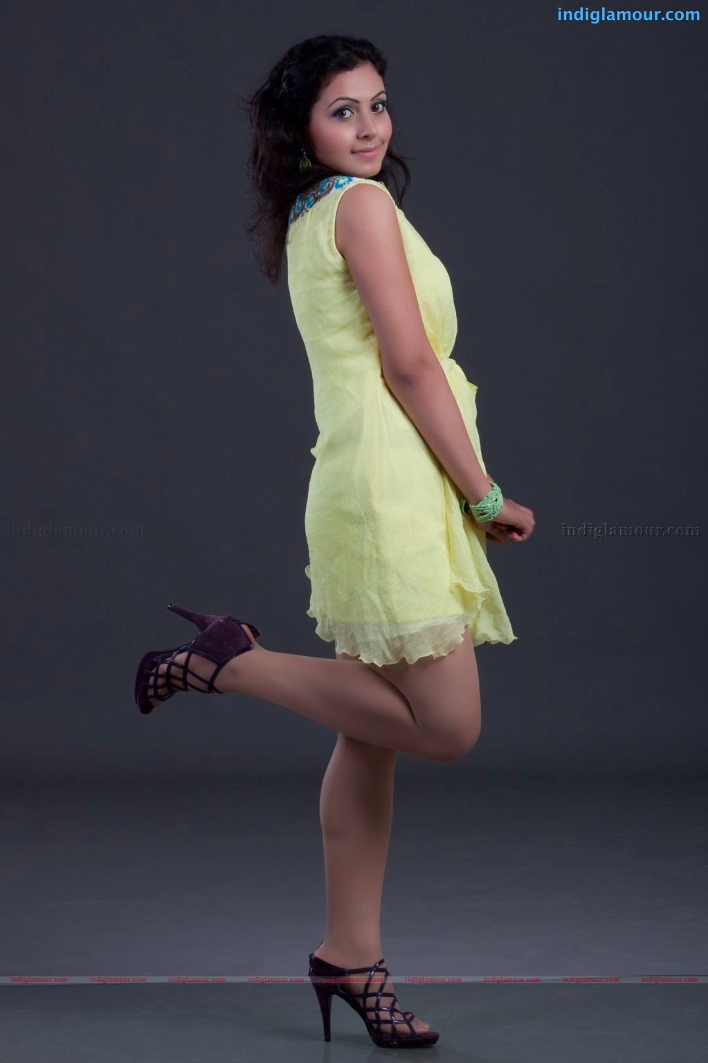 Neelam Gouhrani Actress hd photo