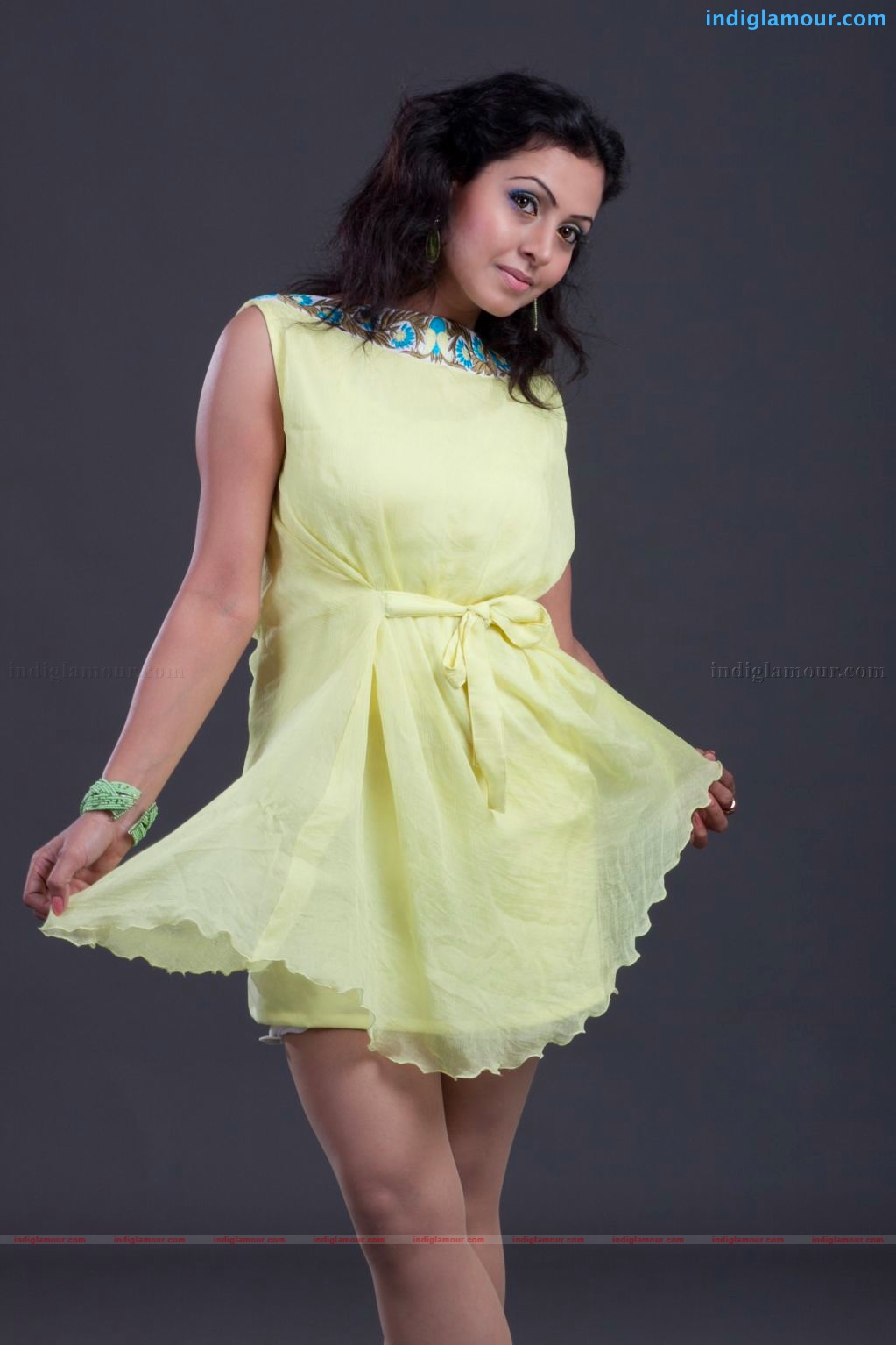 Neelam Gouhrani Actress hd photo