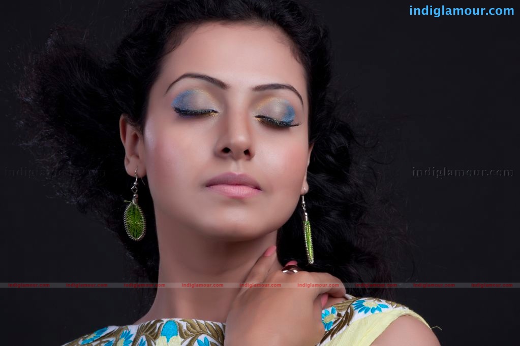 Neelam Gouhrani Actress hd photo