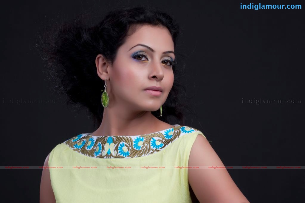 Neelam Gouhrani Actress hd photo