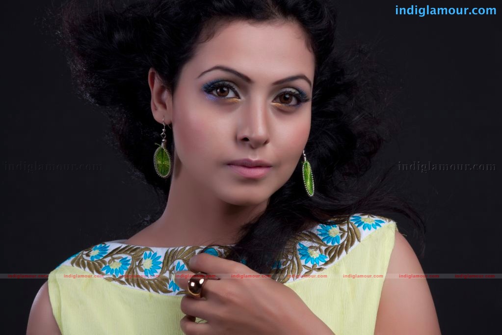 Neelam Gouhrani Actress hd photo