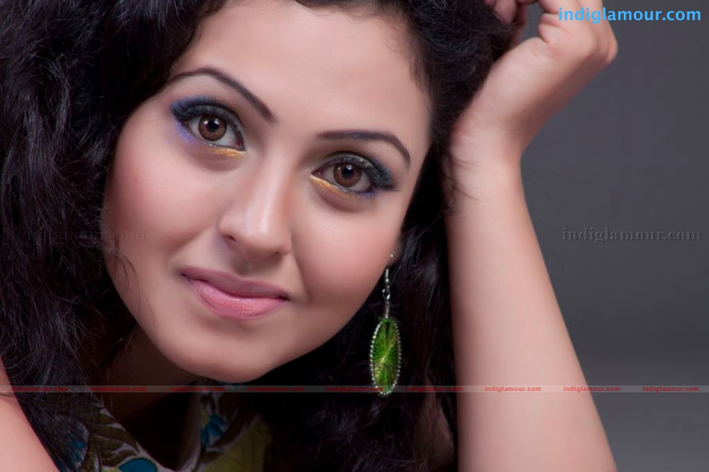 Neelam Gouhrani Actress hd photo