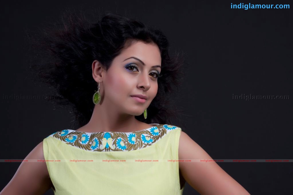 Neelam Gouhrani Actress hd photo