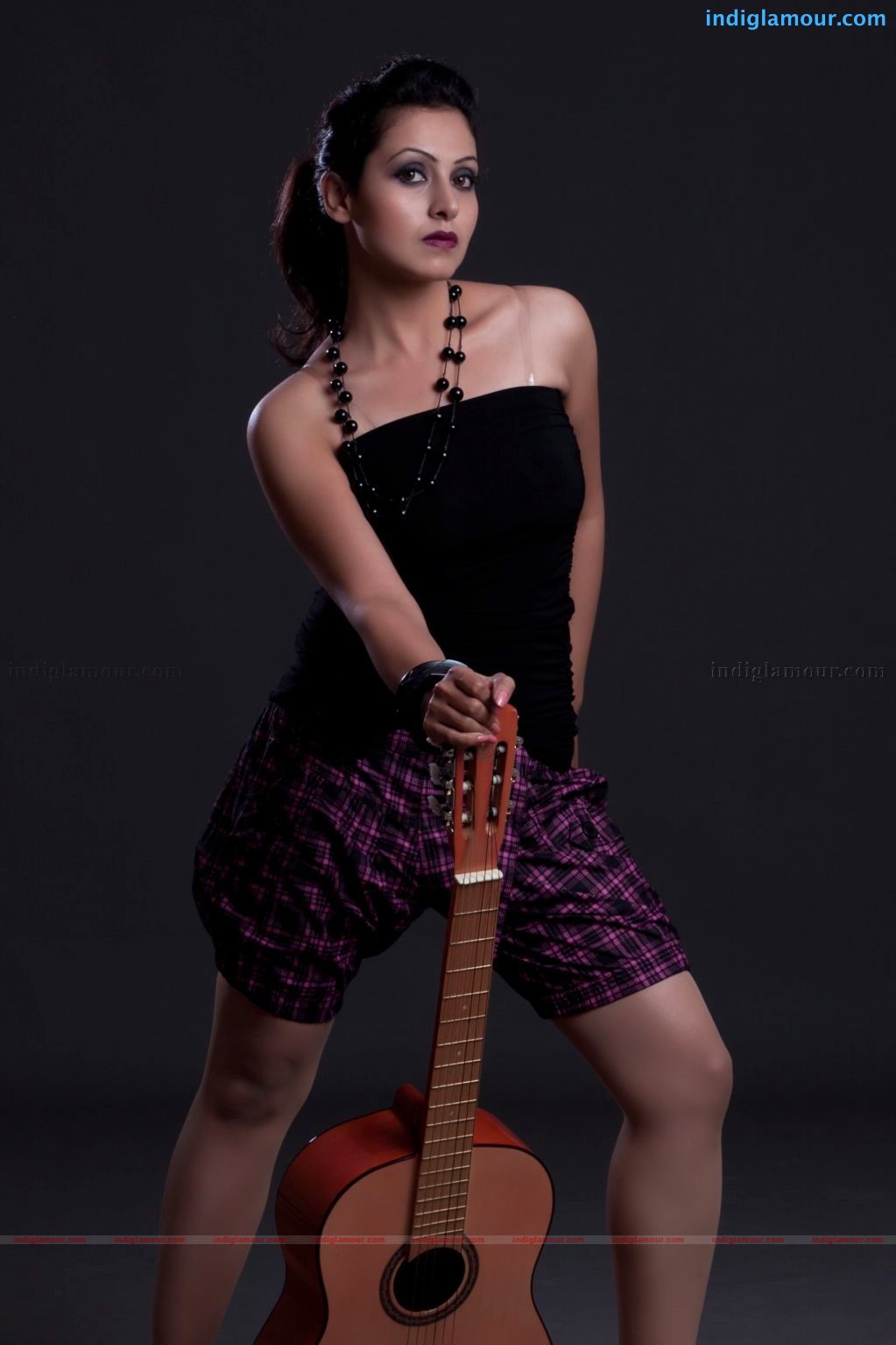 Neelam Gouhrani Actress hd photo