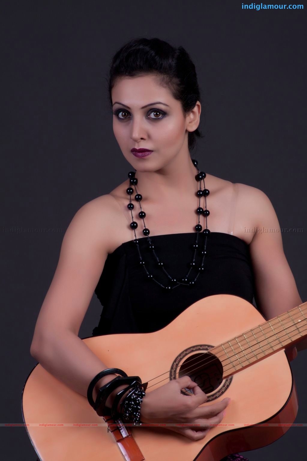 Neelam Gouhrani Actress hd photo