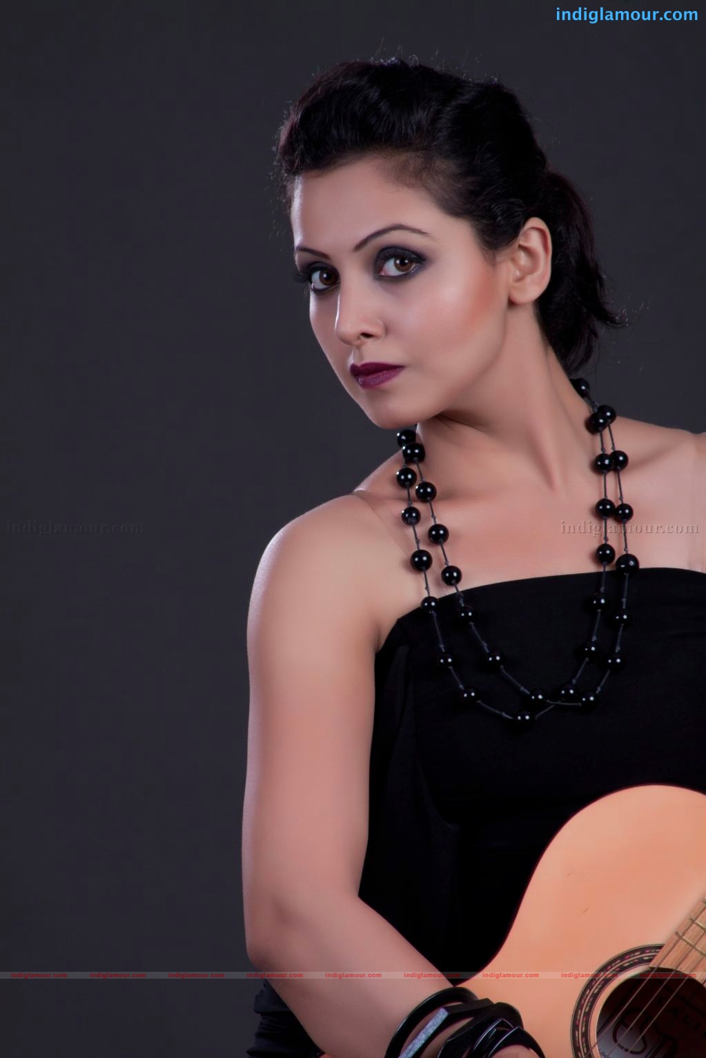 Neelam Gouhrani Actress hd photo