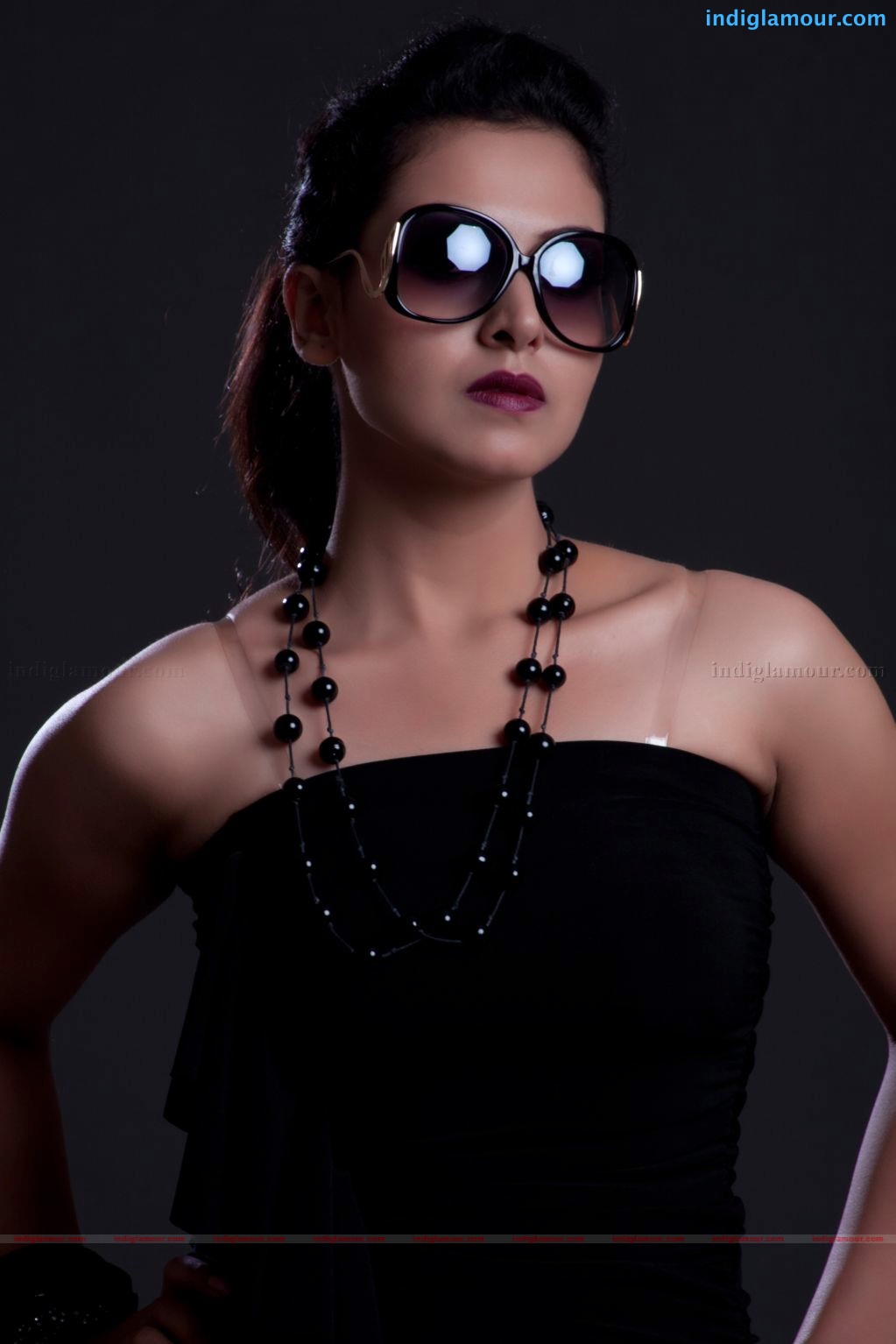 Neelam Gouhrani Actress hd photo