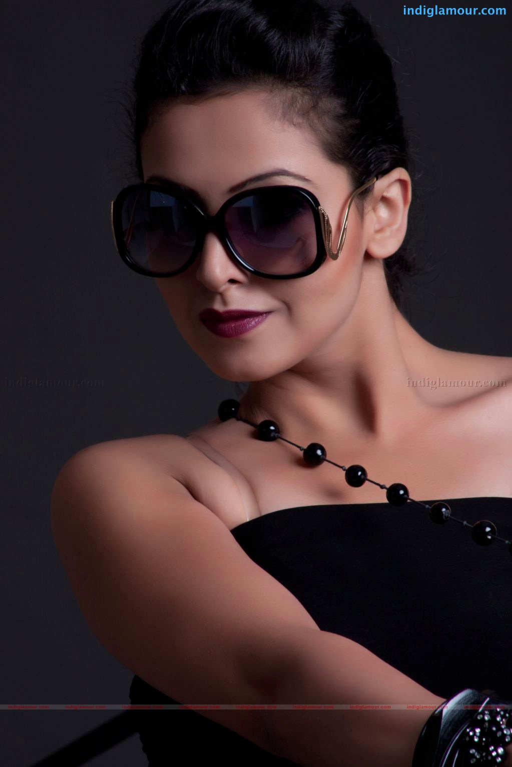 Neelam Gouhrani Actress hd photo