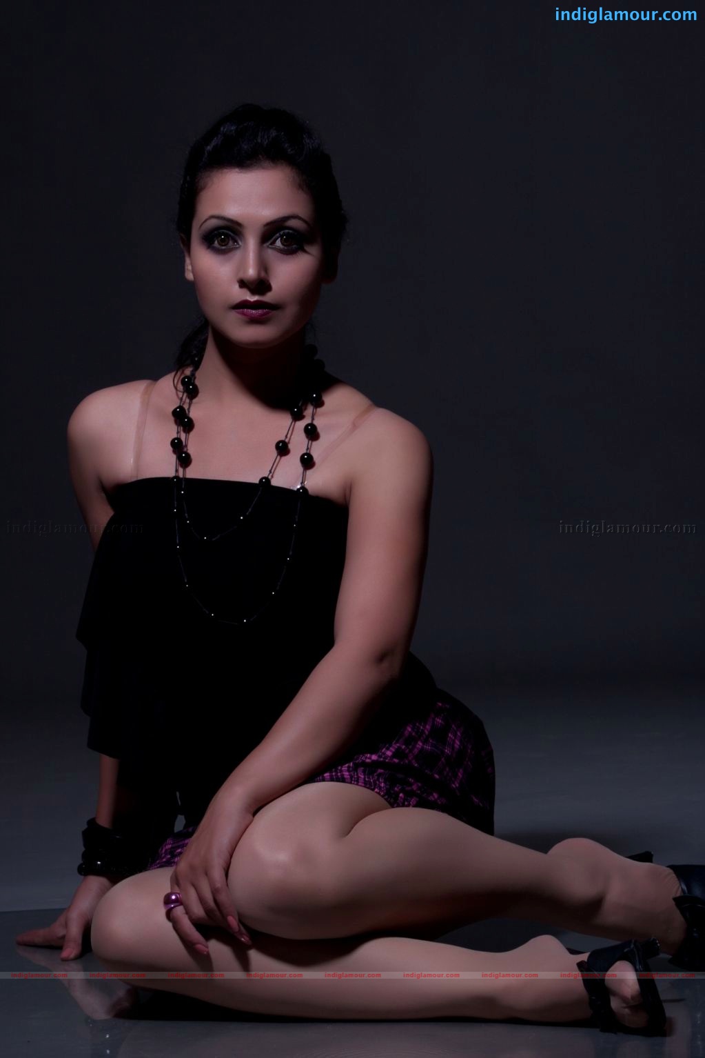 Neelam Gouhrani Actress hd photo