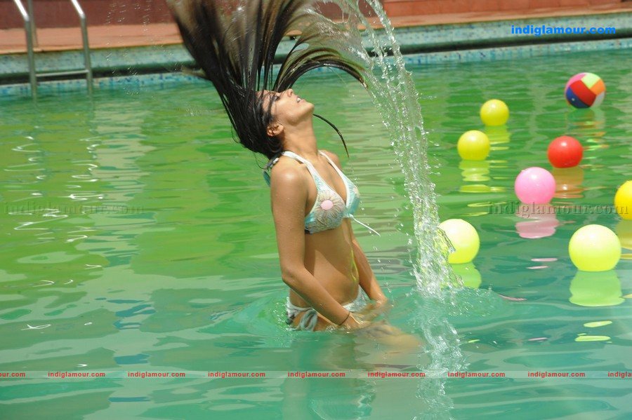 Rithika Actress hd photo