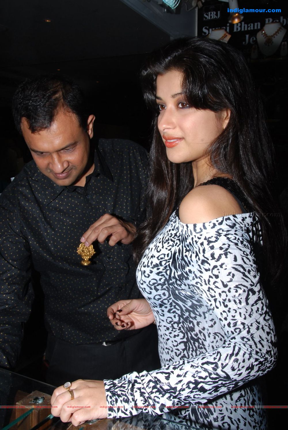 Madhurima Actress hd photo