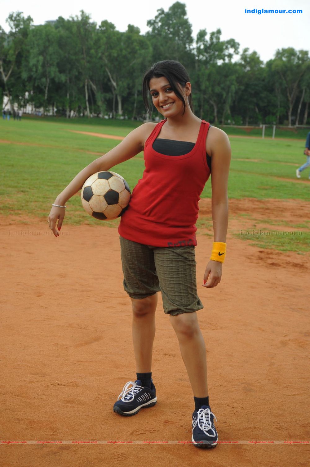 Tashu Kaushik Actress hd photo