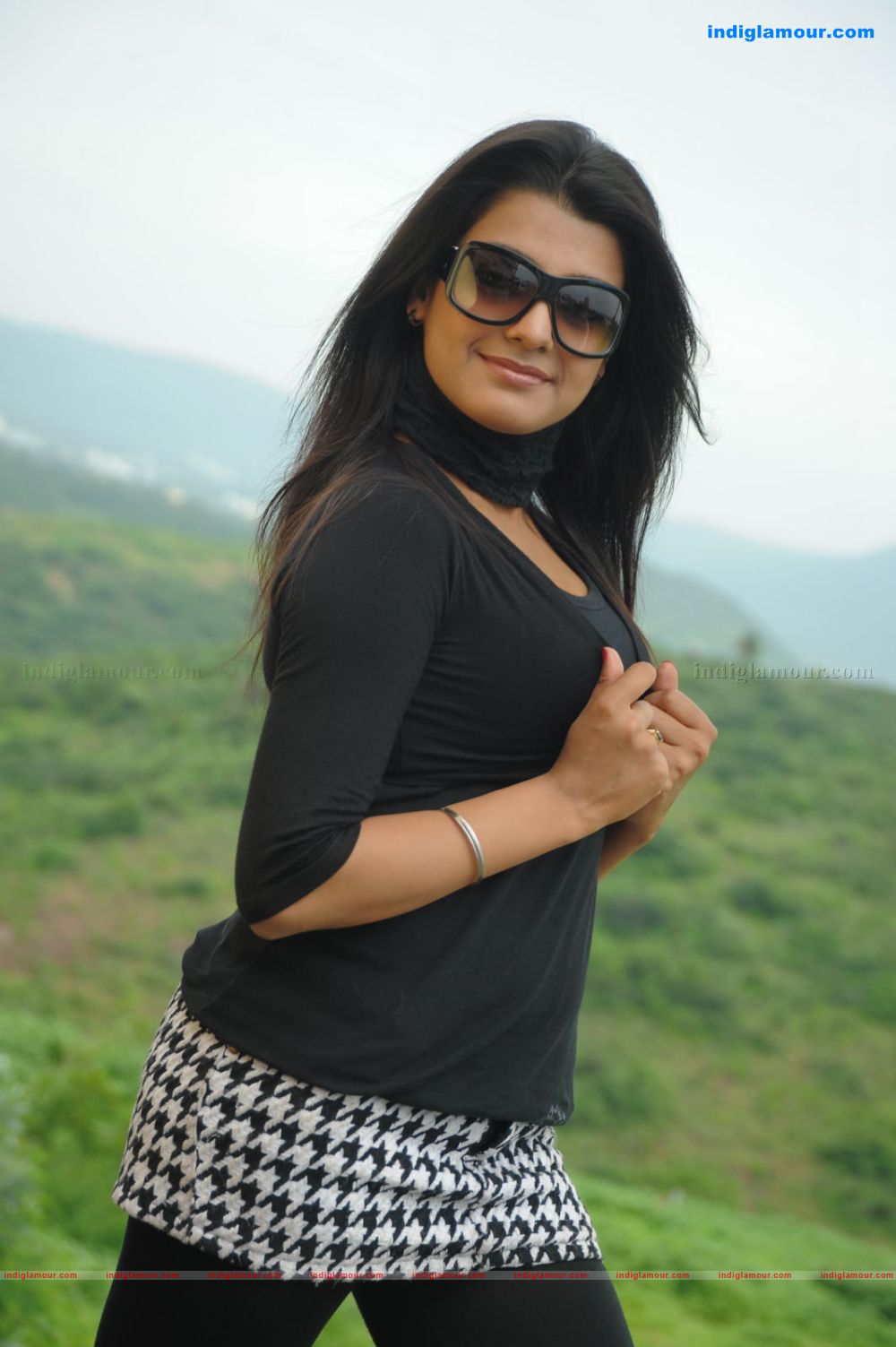 Tashu Kaushik Actress hd photo