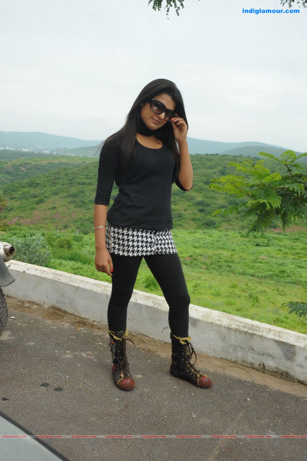 Tashu Kaushik Actress hd photo