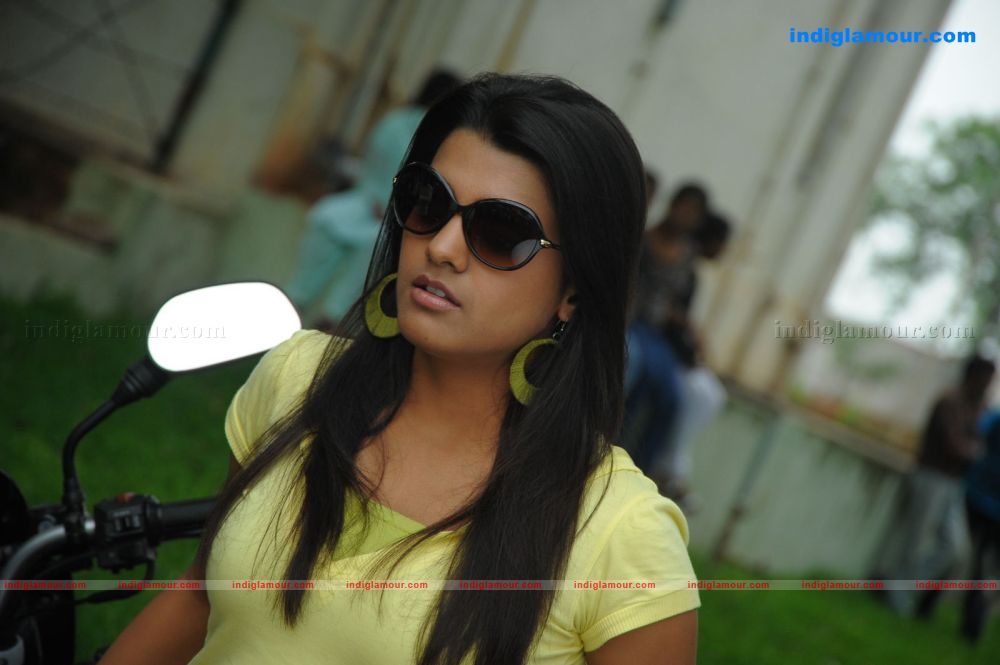 Tashu Kaushik Actress hd photo