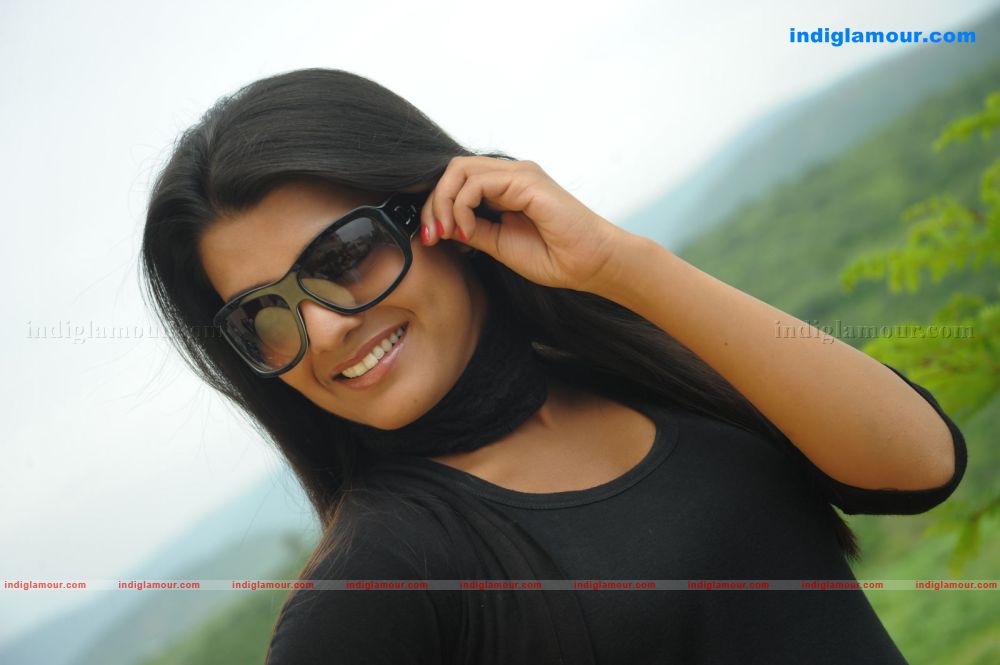 Tashu Kaushik Actress hd photo