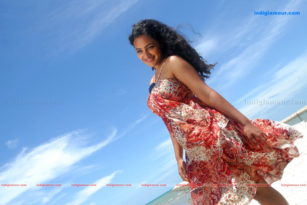 Nithya Menon Actress hd photo