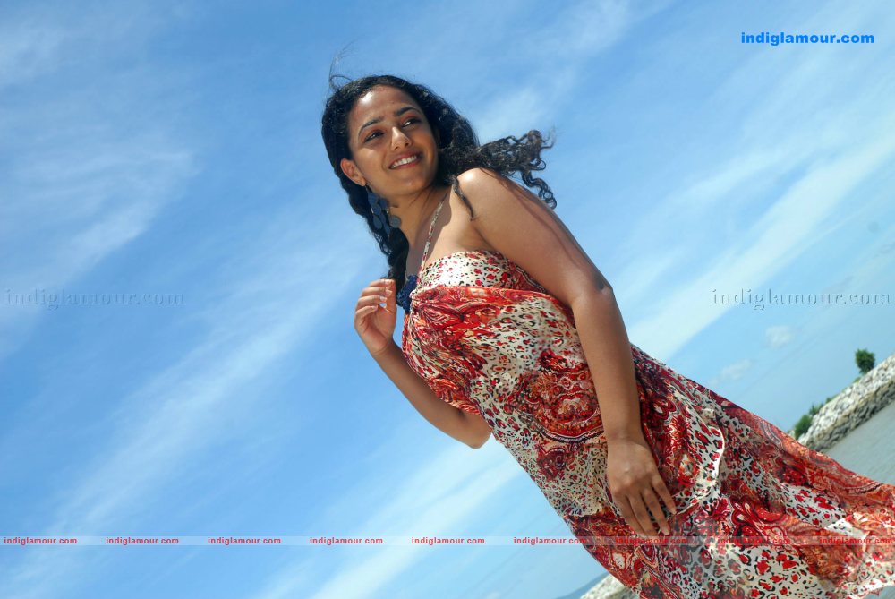 Nithya Menon Actress hd photo