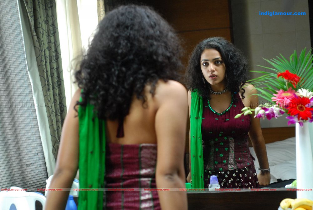 Nithya Menon Actress hd photo