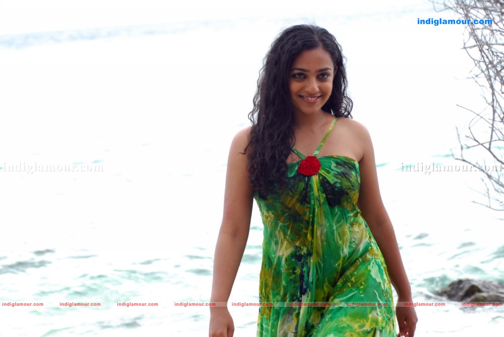 Nithya Menon Actress hd photo