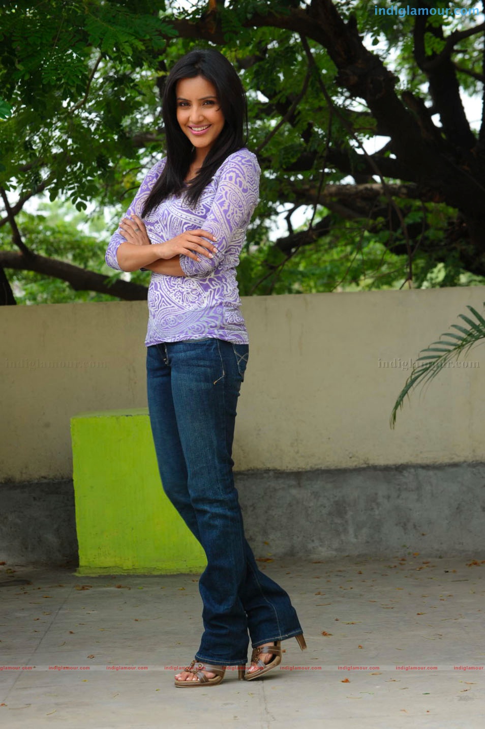 Priya Anand Actress hd photo