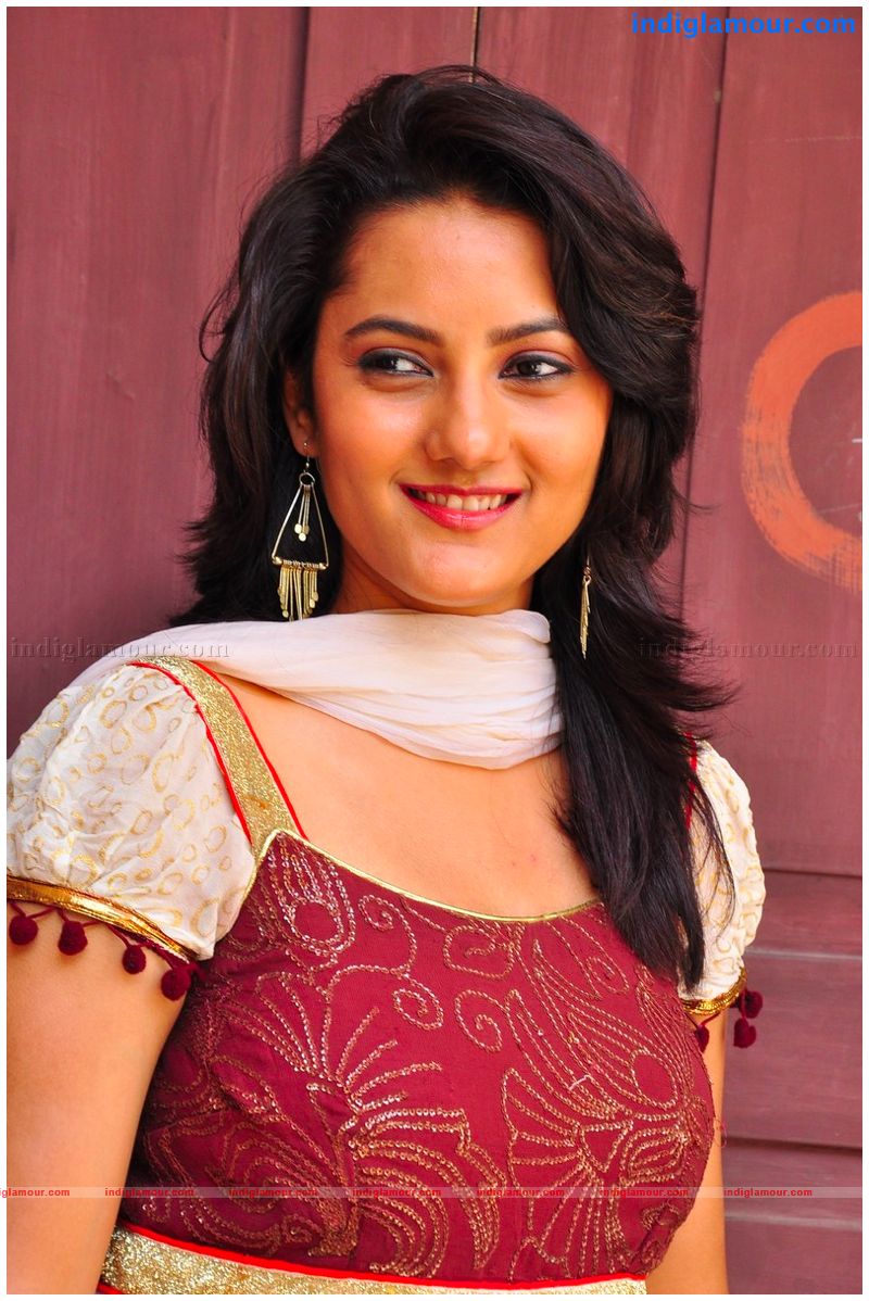 Tripti Sharma Actress hd photo