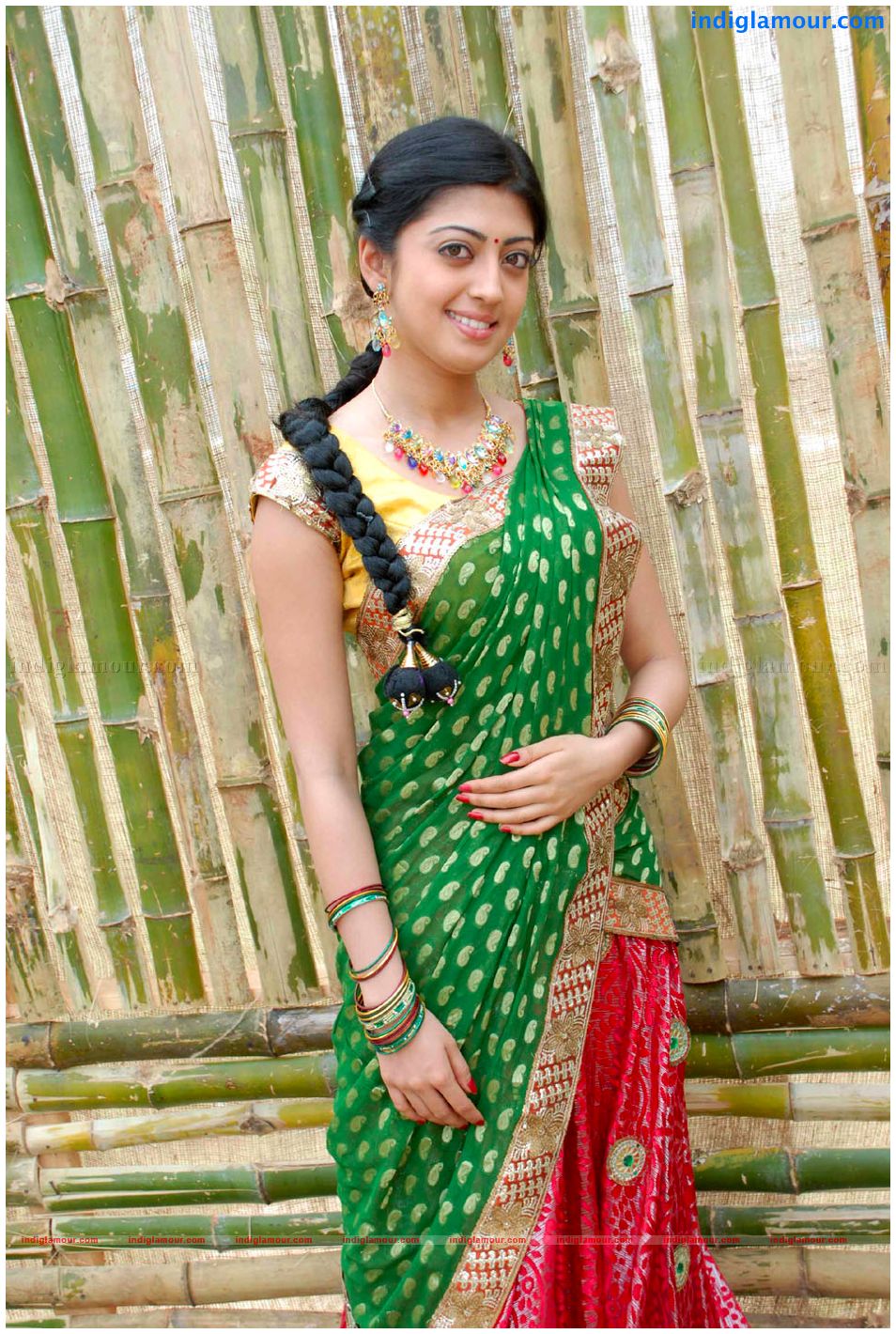 Pranitha Actress hd photo
