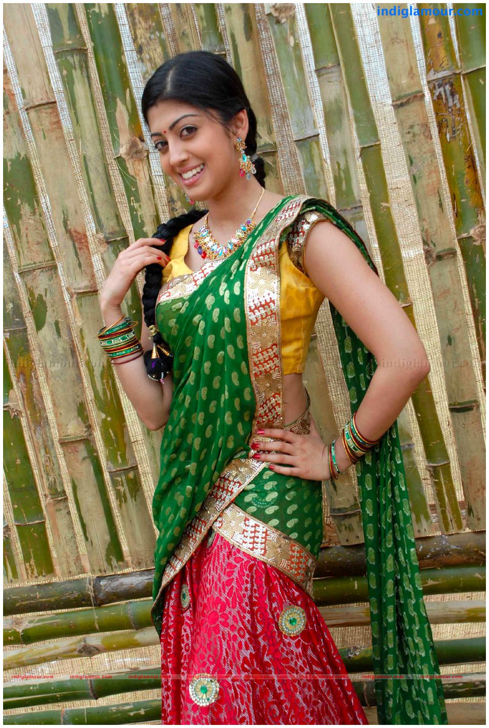 Pranitha Actress hd photo