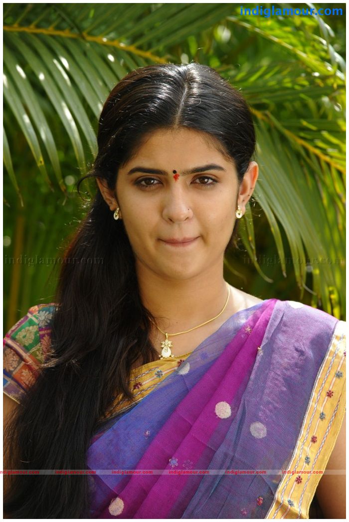 Deeksha Seth Actress hd photo