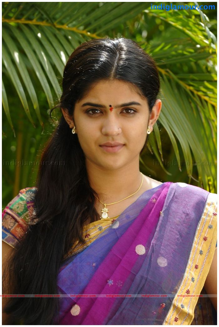Deeksha Seth Actress hd photo