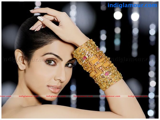 Divya Parameshwaran Actress hd photo