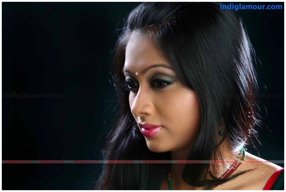 Udaya Tara Actress hd photo