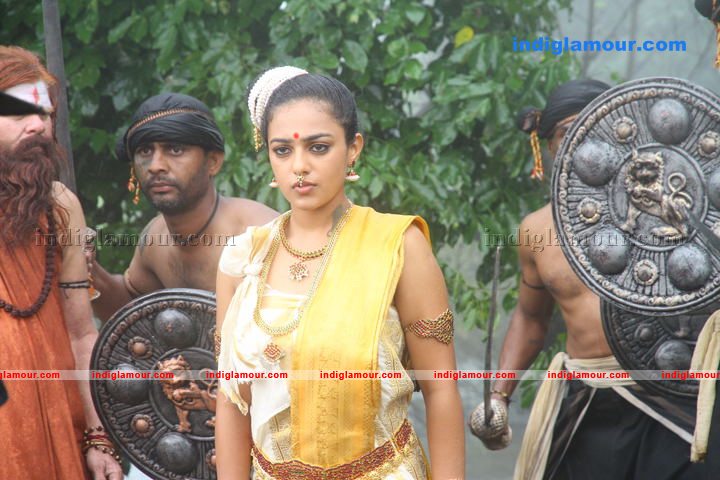 Nithya Menon Actress hd photo