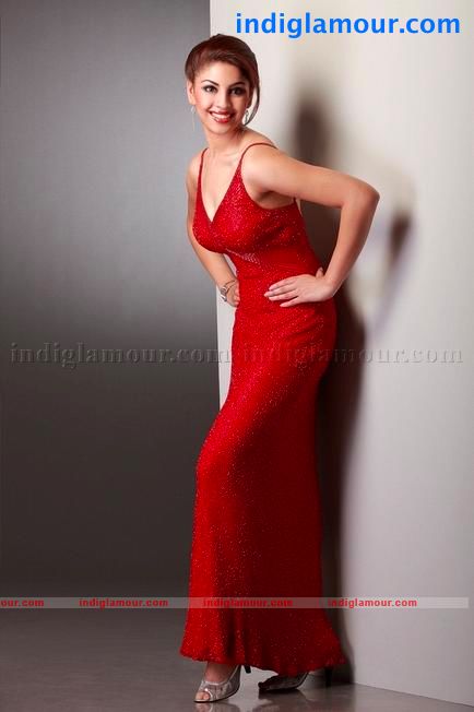 Richa Gangopadhyay Actress hd photo