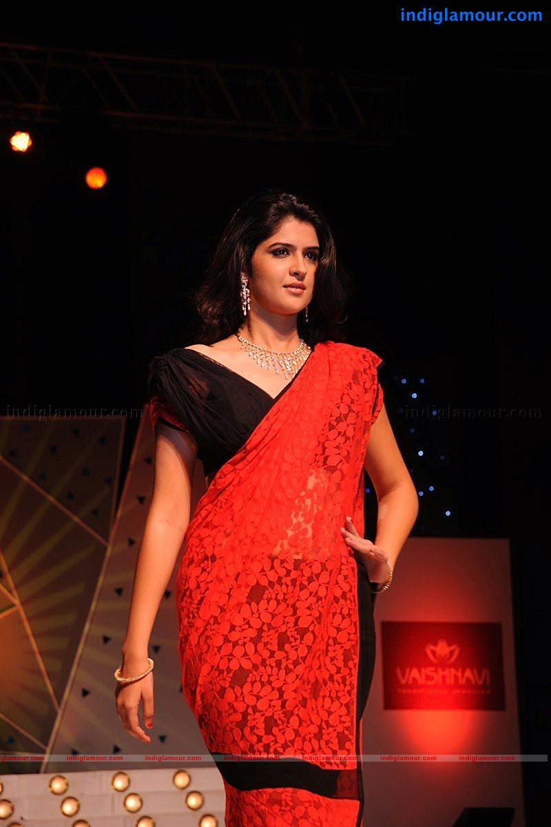 Deeksha Seth Actress hd photo