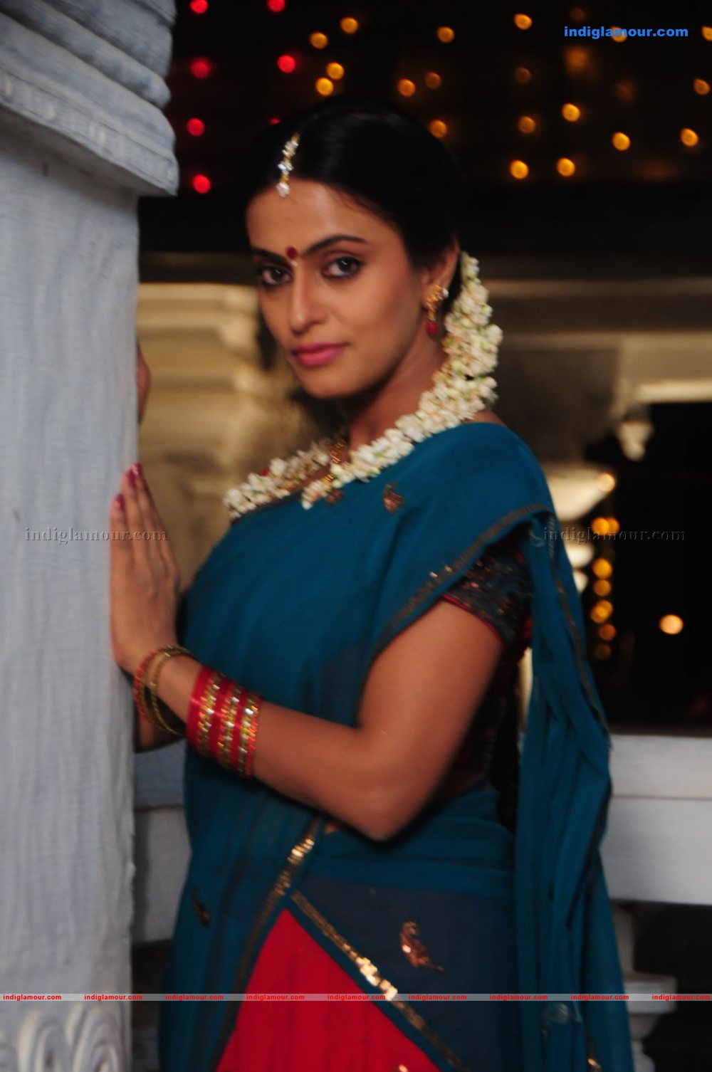 Radhika Actress hd photo