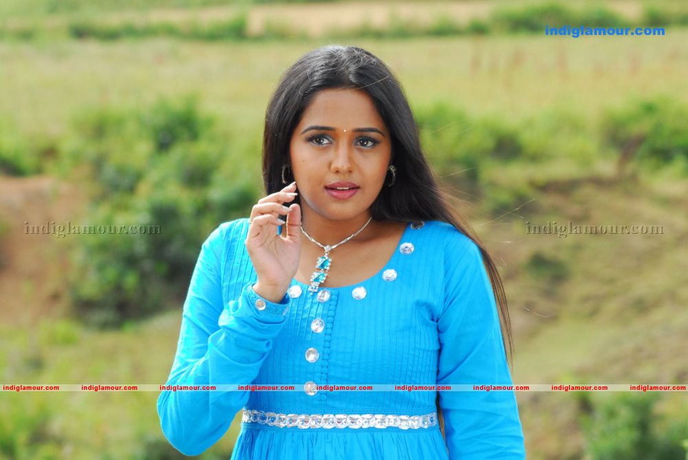 Ananya Actress hd photo