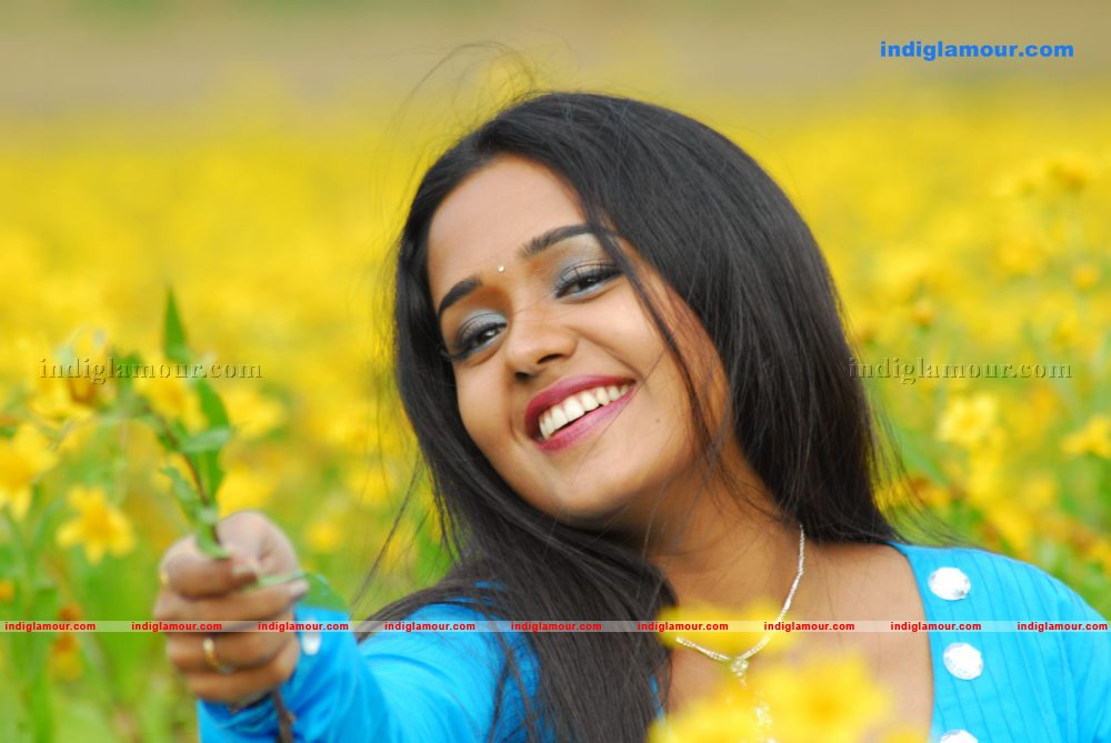 Ananya Actress hd photo