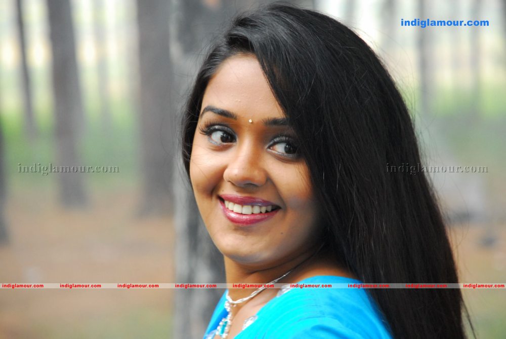 Ananya Actress hd photo