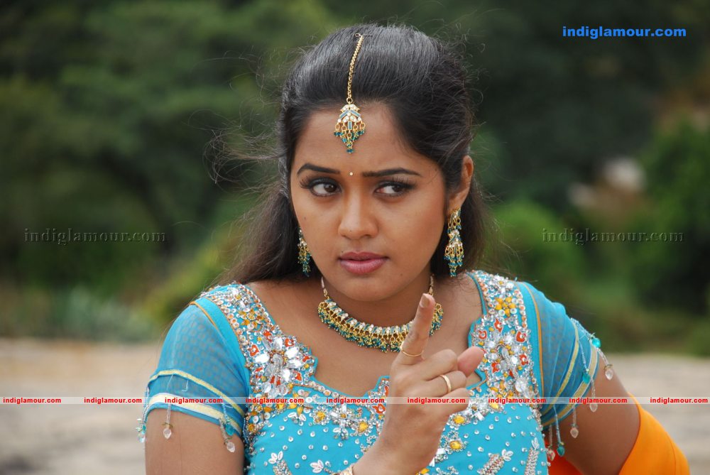 Ananya Actress hd photo