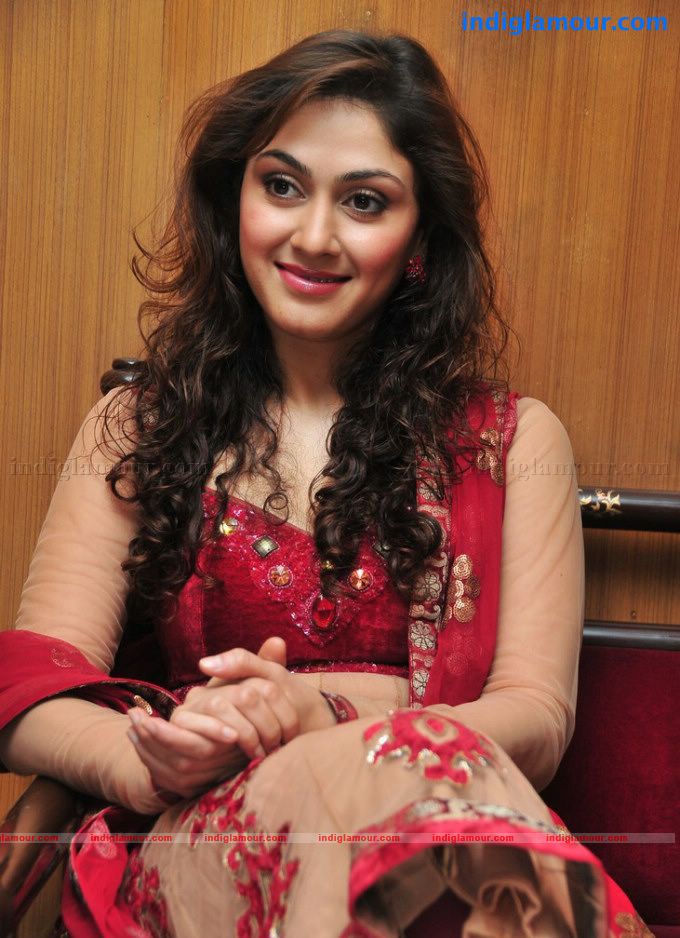 Manjari Fadnis Actress hd photo