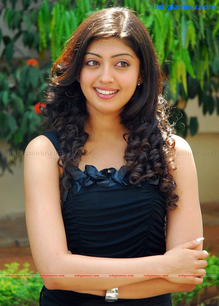 Pranitha Actress hd photo