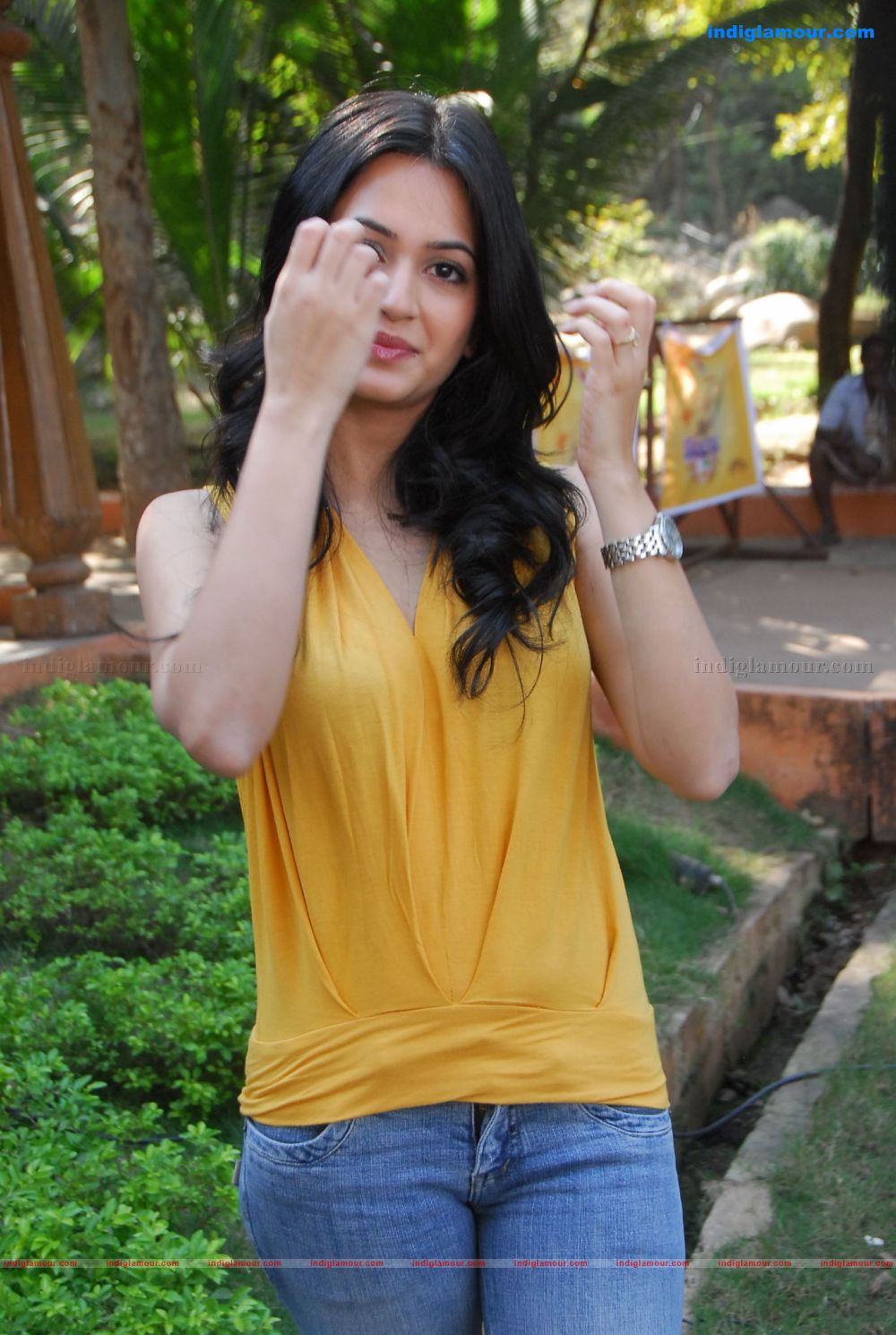 Kriti Kharbanda Actress hd photo