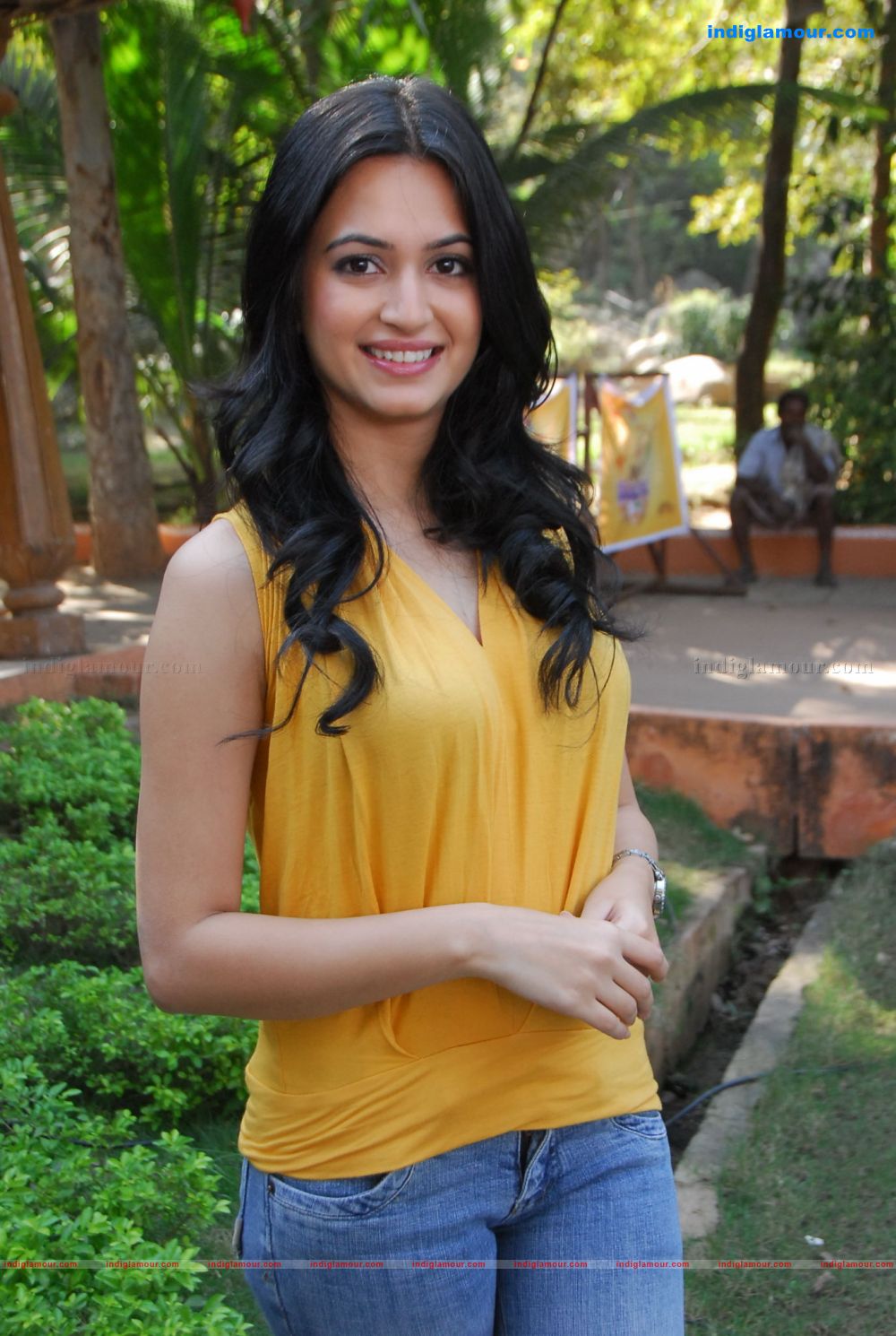 Kriti Kharbanda Actress hd photo