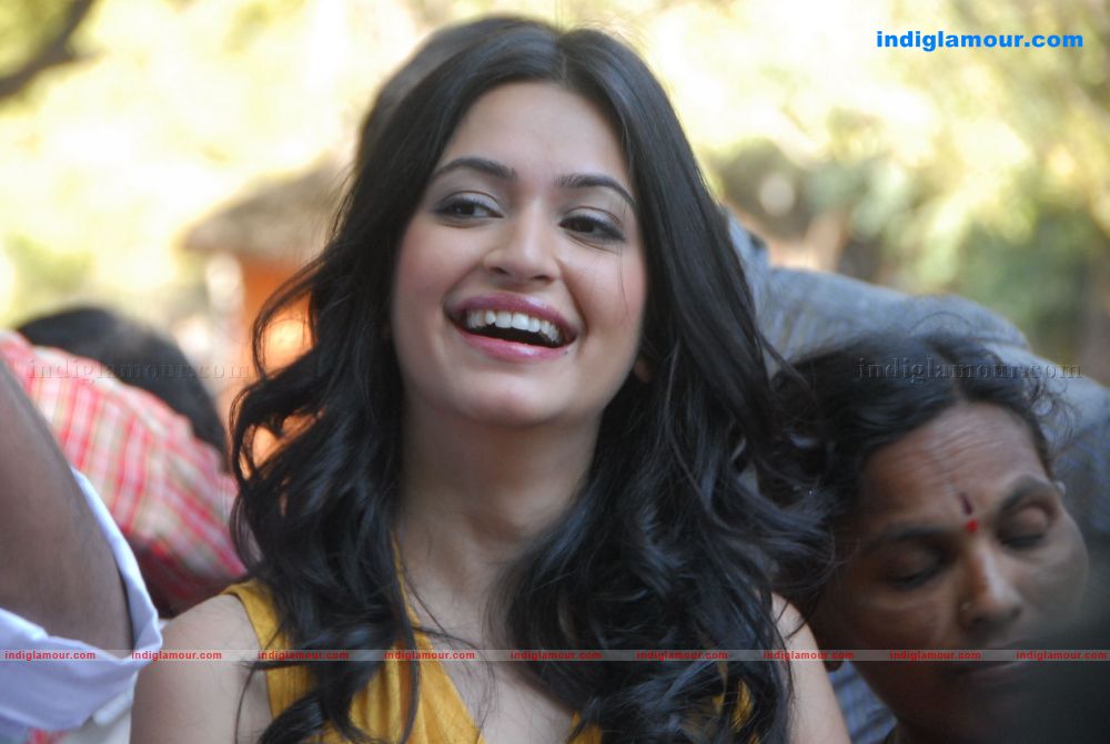 Kriti Kharbanda Actress hd photo