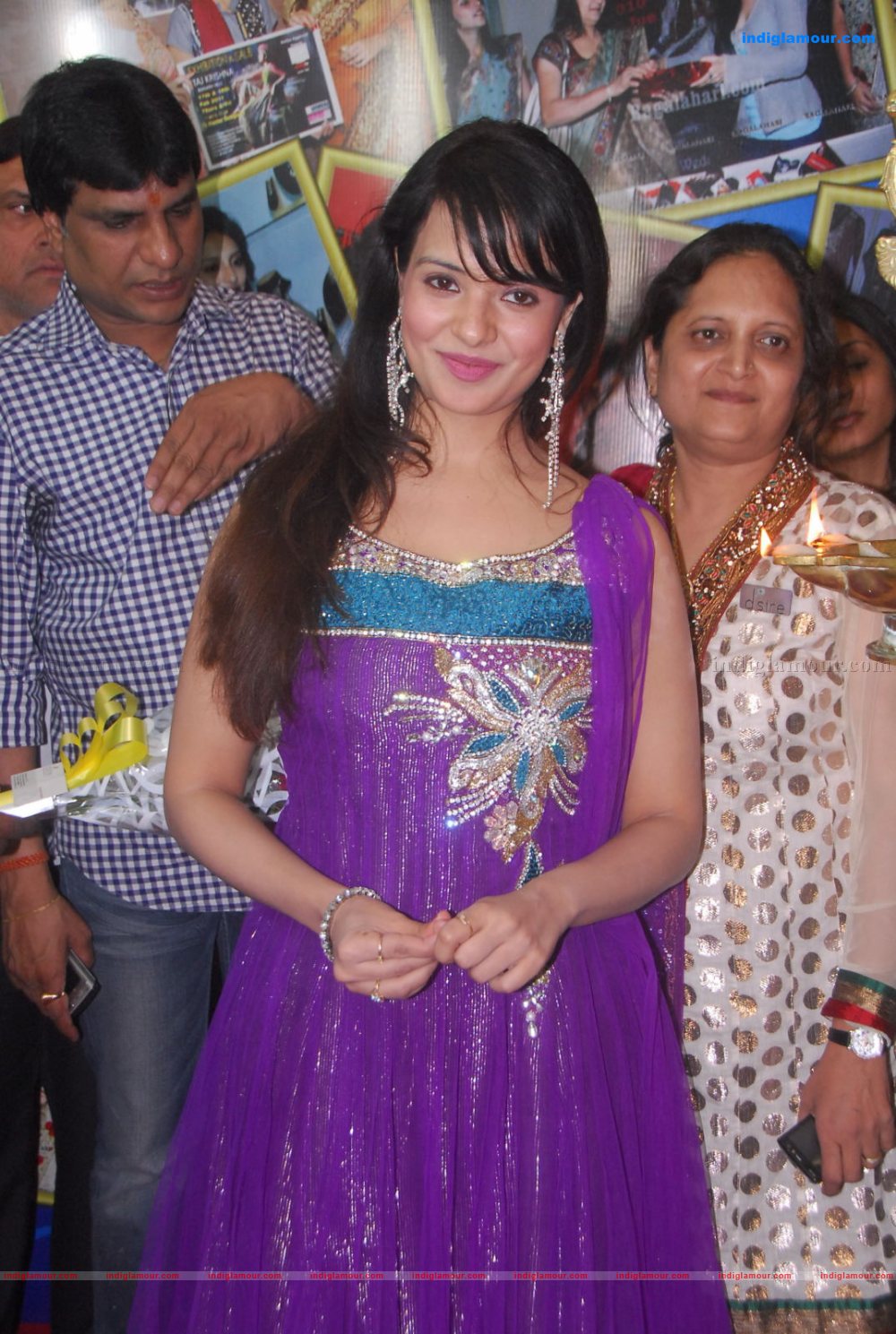 Saloni Actress hd photo
